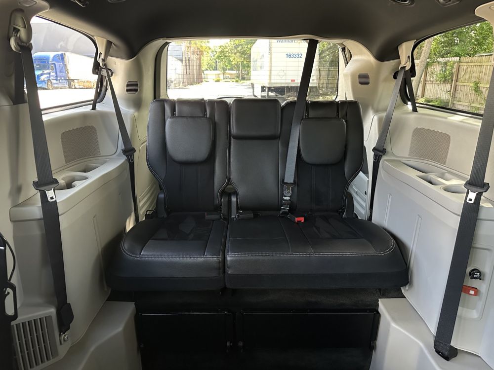 2016 Dodge Grand Caravan SXT Plus - Photo 10