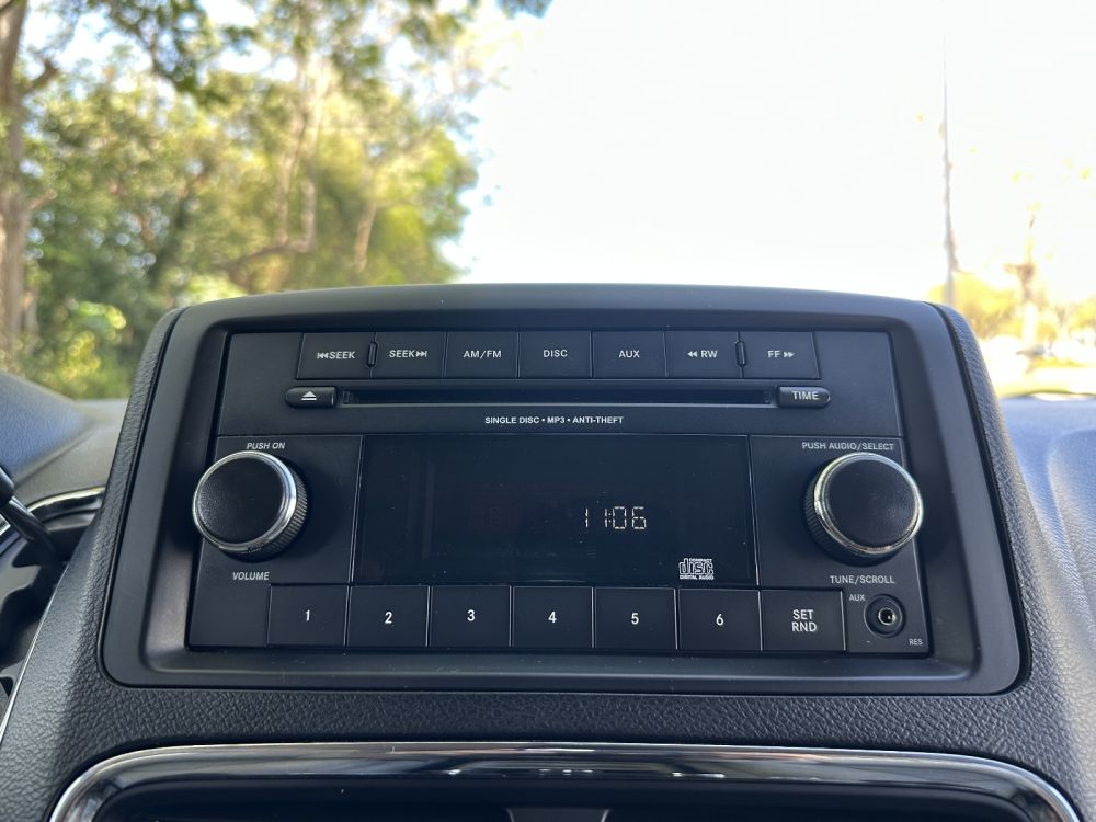 2016 Dodge Grand Caravan SE - Photo 18