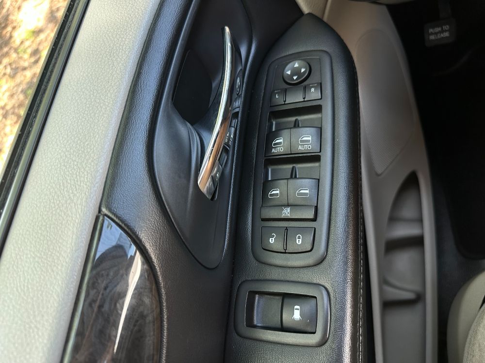 2016 Dodge Grand Caravan SE - Photo 22