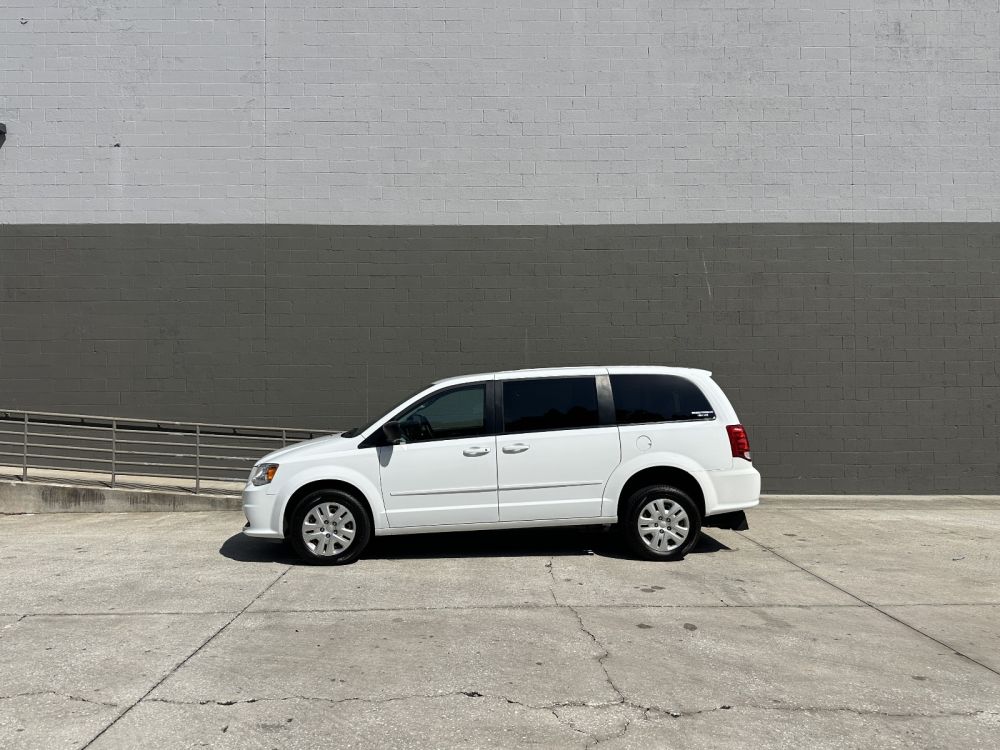 2016 Dodge Grand Caravan SE - Photo 7