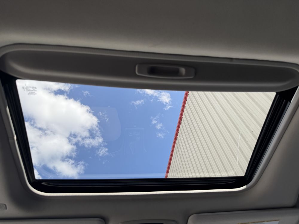 2022 Toyota Sienna XLE - Photo 26