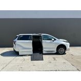 2024 Toyota Sienna XLE Plus
