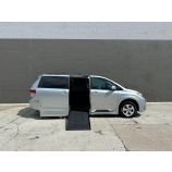 2020 Toyota Sienna LE