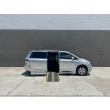 2017 Toyota Sienna LE