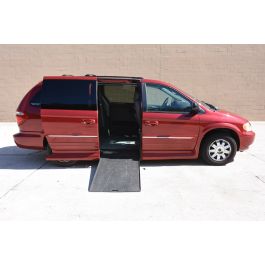 2004 Chrysler Town Country Limited Wheelchair Van