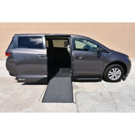 2016 Honda Odyssey EX Wheelchair Van