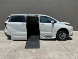 2022 Toyota Sienna XLE PLUS