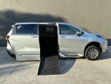 2022 Toyota Sienna LE