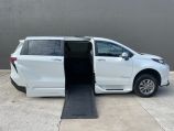 2022 Toyota Sienna XLE Plus