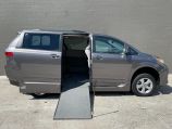 2018 Toyota Sienna LE
