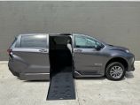 2023 Toyota Sienna LE