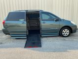 2004 Toyota Sienna LE