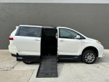 2019 Toyota Sienna XLE