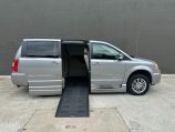2013 Chrysler Town & Country Touring L