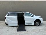 2024 Toyota Sienna XLE Plus
