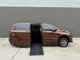 2022 Toyota Sienna XLE PLUS