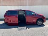 2022 Toyota Sienna XLE Plus