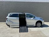 2024 Toyota Sienna XLE Plus 