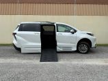 2025 Toyota Sienna XLE Plus