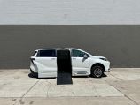 2025 Toyota Sienna XLE Plus