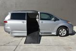 2018 Toyota Sienna LE