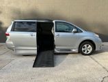 2019 Toyota Sienna LE