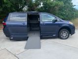 2020 Toyota Sienna XLE