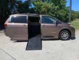 2020 Toyota Sienna XLE Premium
