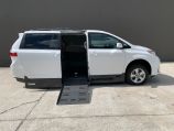 2018 Toyota Sienna LE