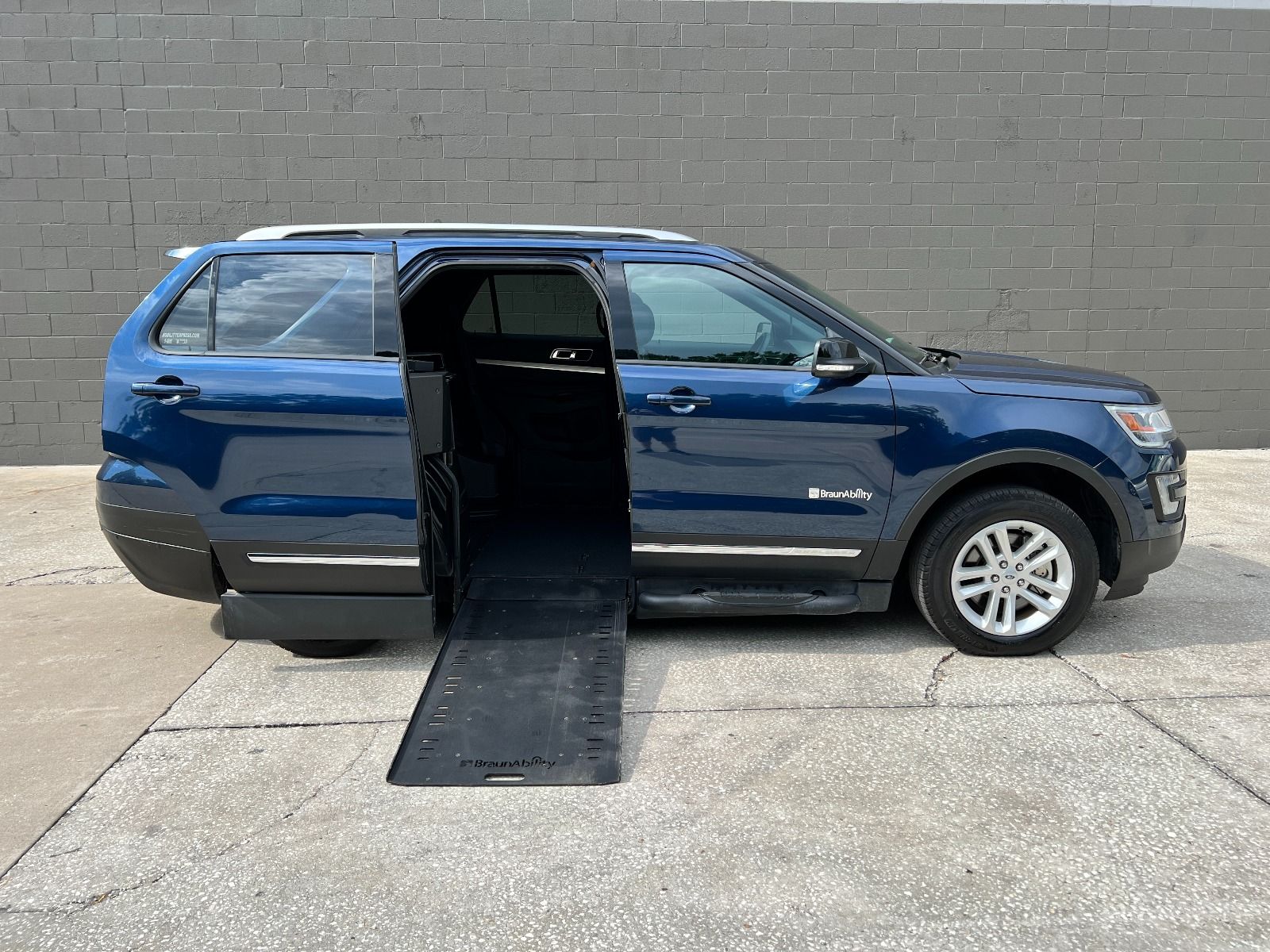 2016 Ford Explorer XLT Wheelchair Accessible SUV