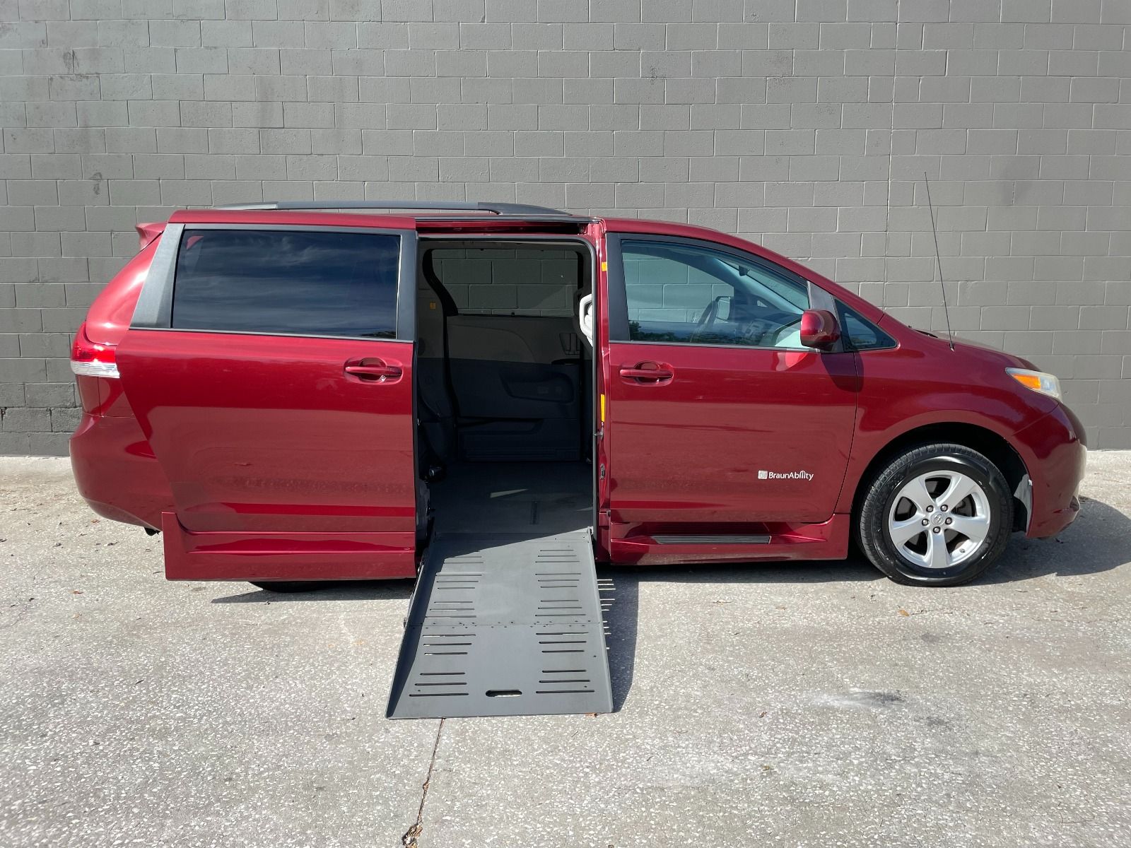 2012 Toyota Sienna LE Wheelchair Van