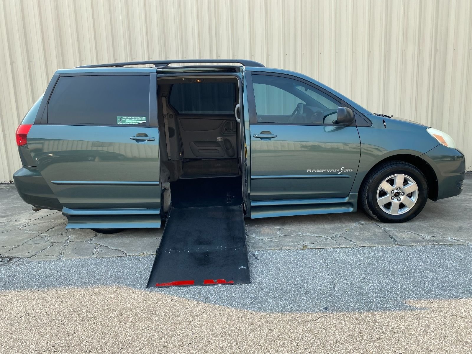 2004 tan toyota sierra mini fashion van