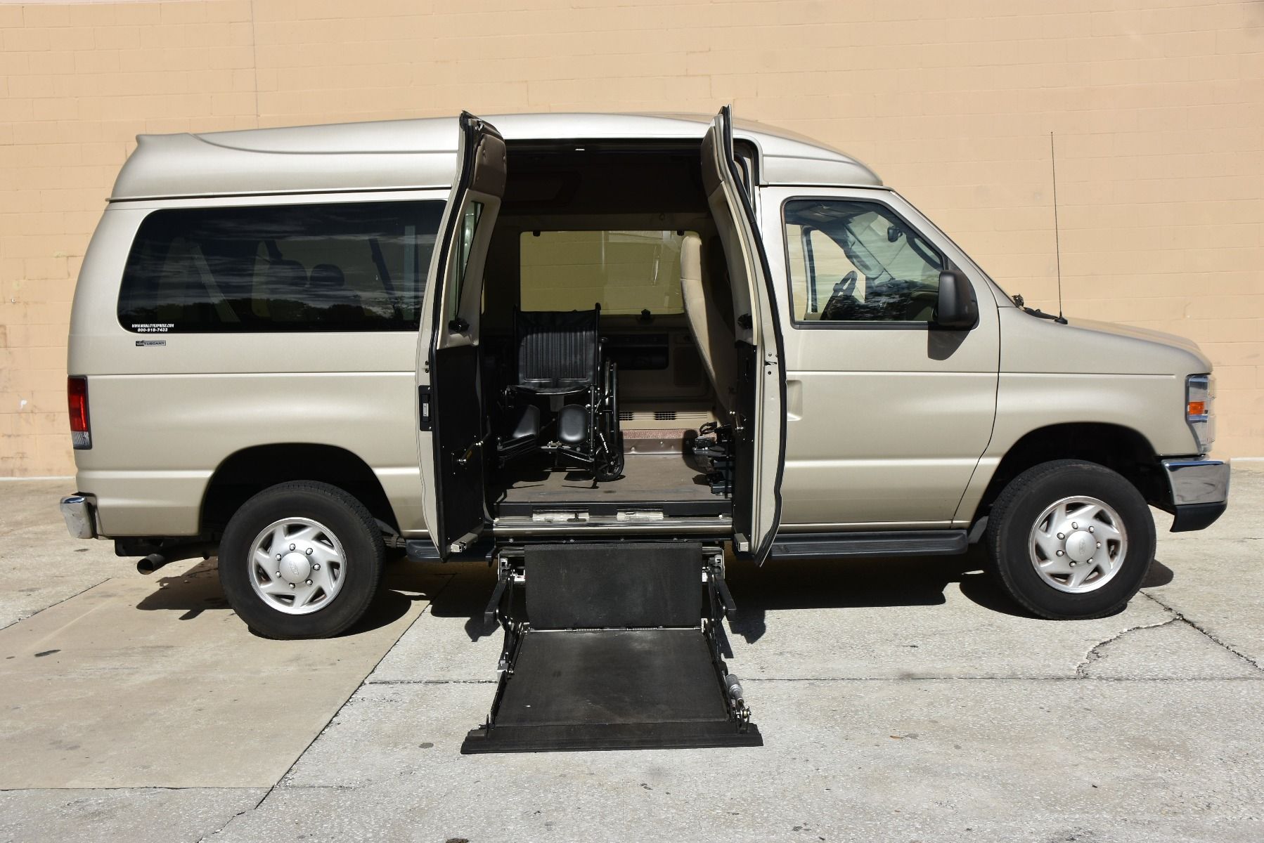 2013 Ford E350 Wheelchair Accessible Van