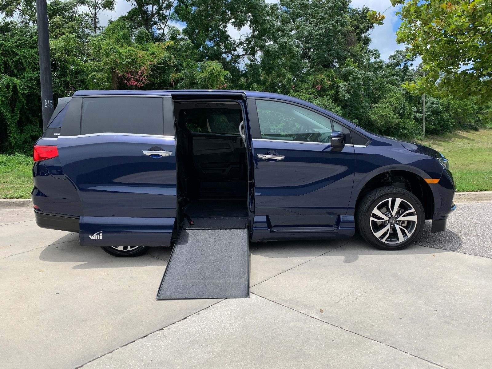 2021 Honda Odyssey Touring Wheelchair Access Van