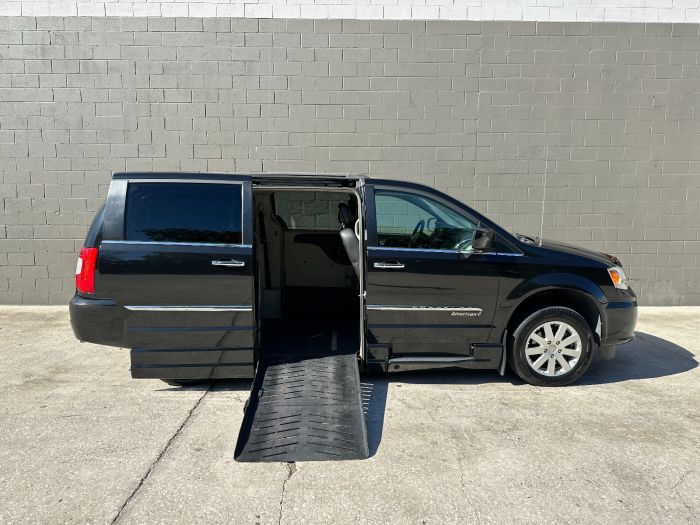 2015 Chrysler Town Country Touring Wheelchair Van