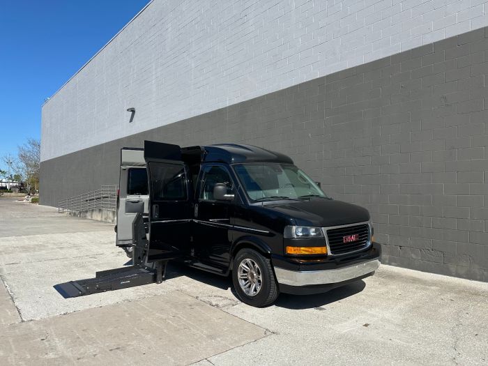 2020 GMC Savana Cargo Work Van's photo