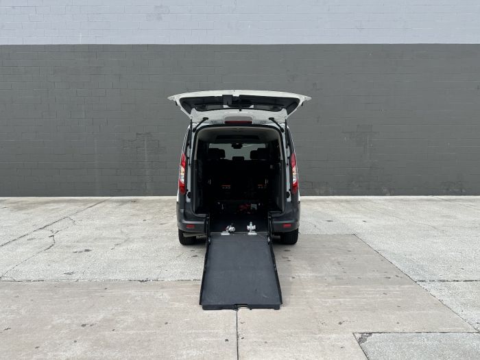 2022 Ford Transit Connect XL's photo