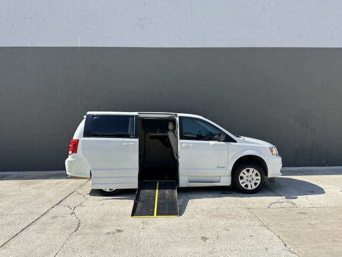 2018 Dodge Grand Caravan's photo