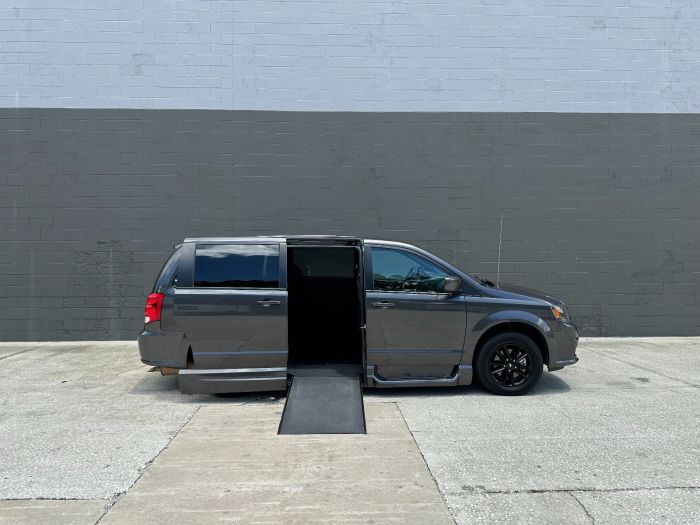 2019 Dodge Grand Caravan's photo