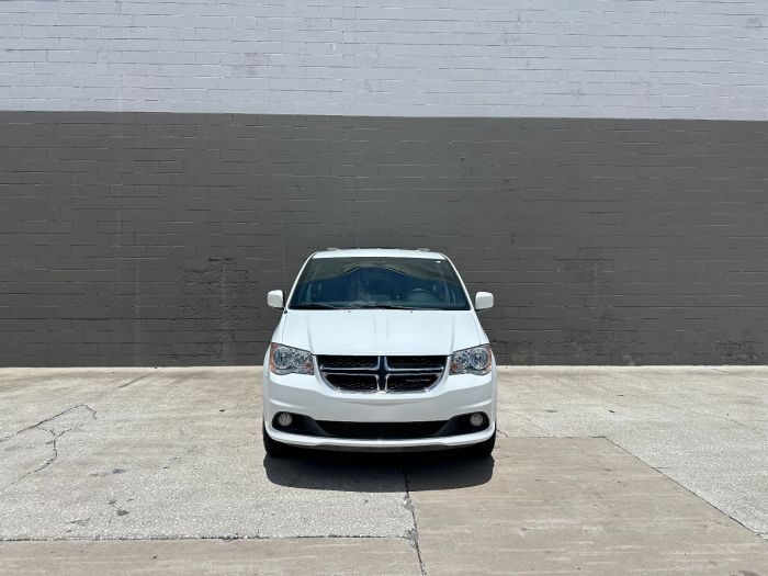 2019 Dodge Grand Caravan SXT's photo