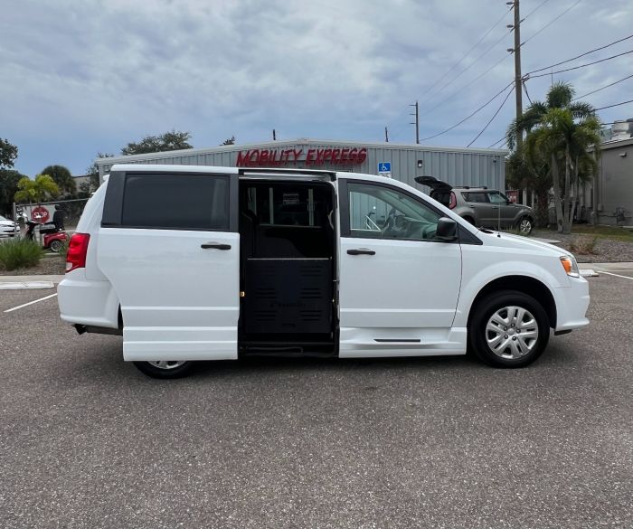 2019 Dodge Grand Caravan's photo