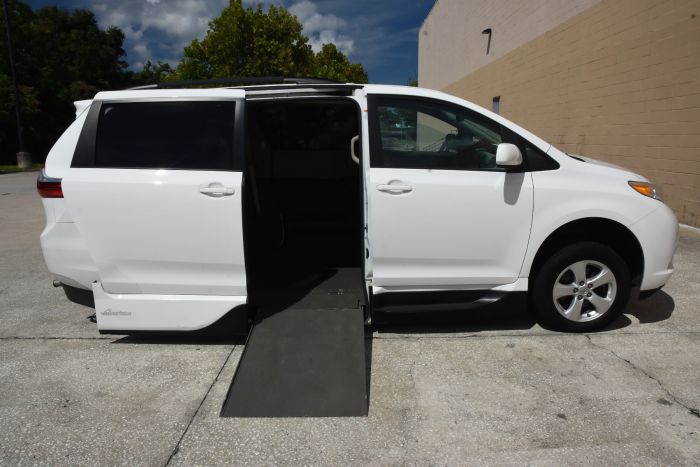 Accessible Van Used Wheelchair Vehicles For Sale 2016 Toyota