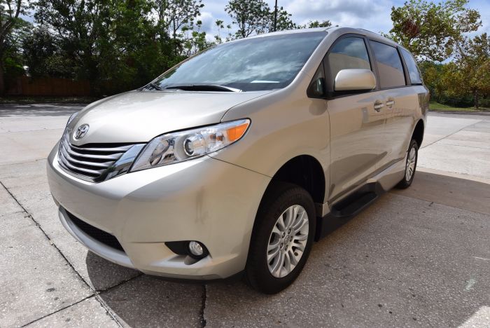 toyota sienna 2015 xle