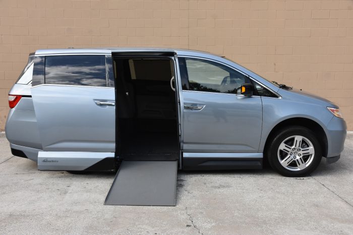 2011 Honda Odyssey Touring - Main Image
