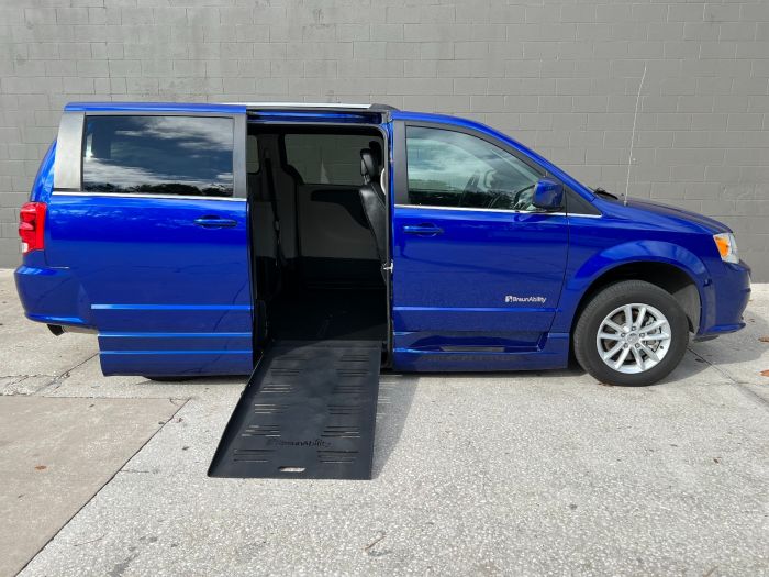 2019 Dodge Grand Caravan SXT Wheelchair Access Van