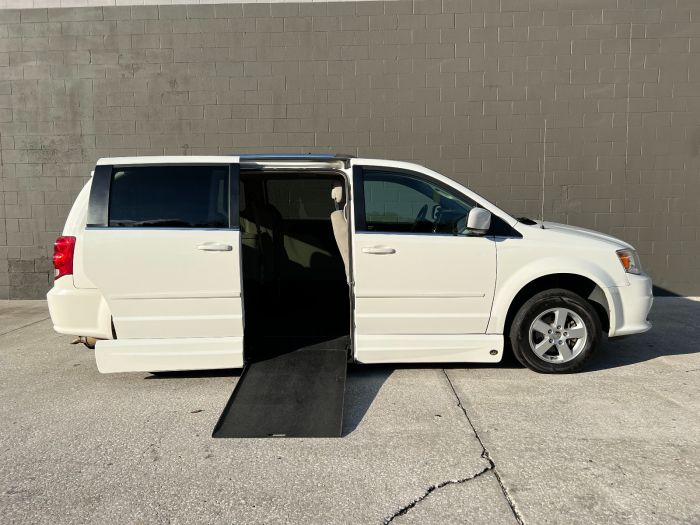 2011 dodge fashion caravan crew